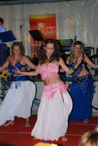 Esibizione danza del ventre Farnocchia 2010